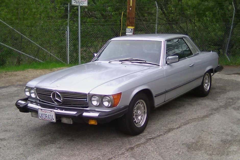 1976 Mercedes-Benz C107 SLC sold for $5,850