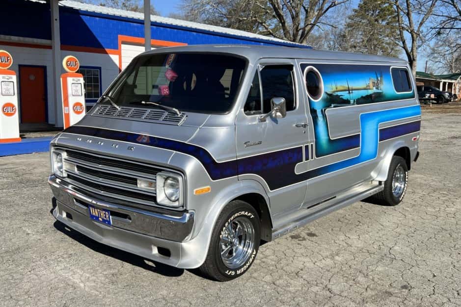 1977 Dodge  sold for $19,500