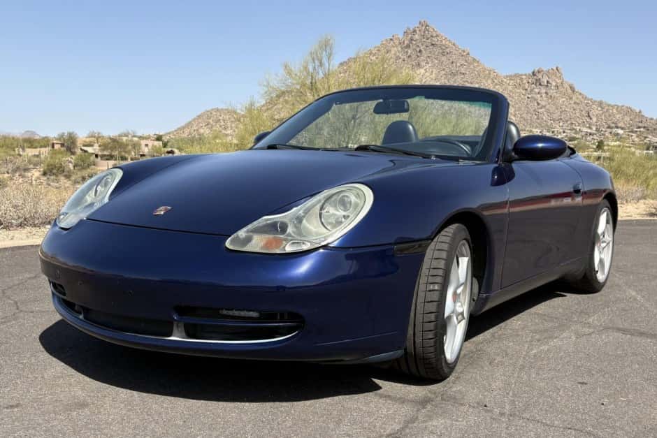 2001 Porsche 996 911 (Non-Turbo/GT2/GT3) sold for $30,500