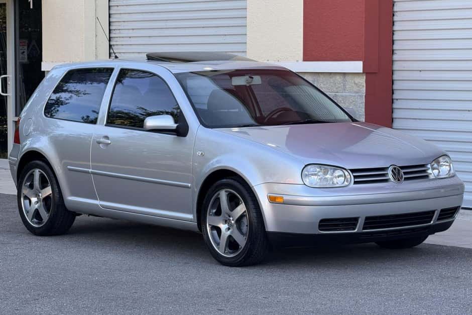 2002 Volkswagen GTI Mk4 sold for $8,765