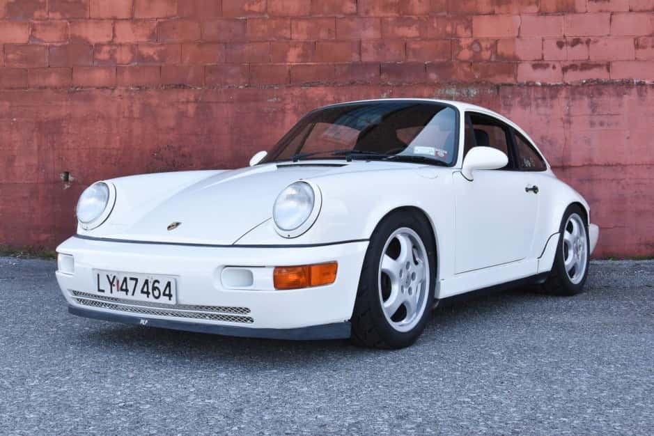 1989 Porsche 964 911 (Non-Turbo) sold for $87,000