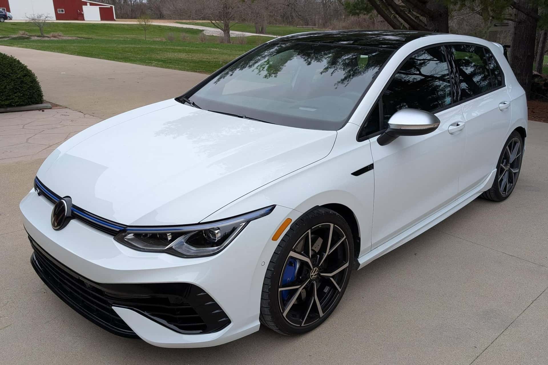 2024 Volkswagen Golf R sold for $40,500