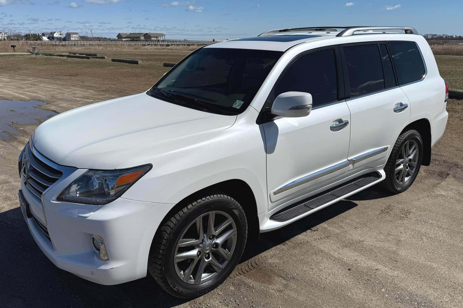 2013 Lexus LX sold for $19,750