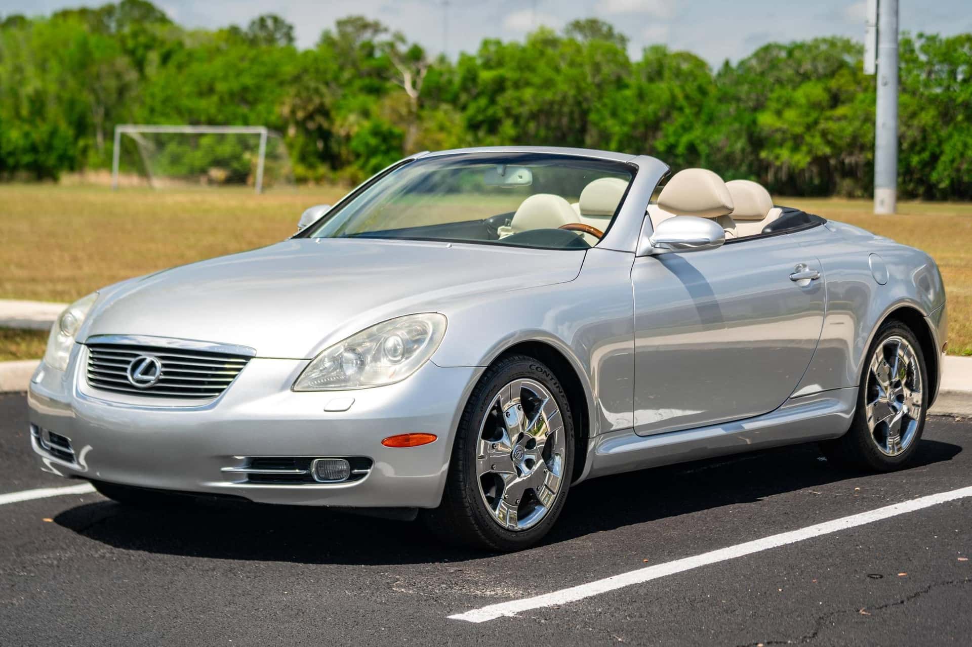 2006 Lexus SC sold for $11,200