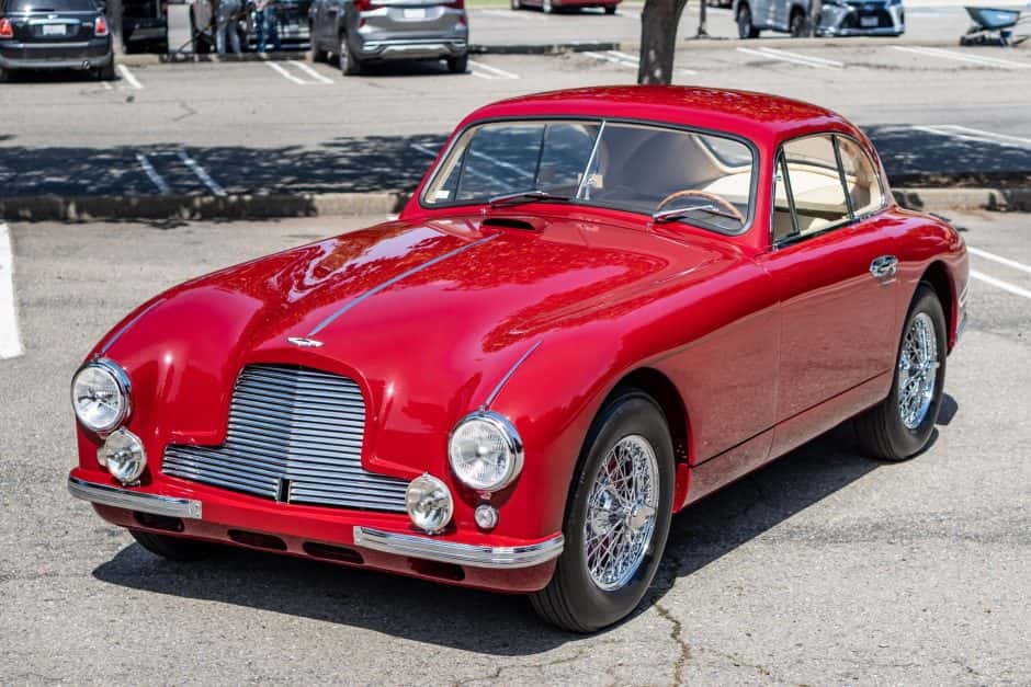 1953 Aston Martin DB2, DB2/4, and DB Mark III sold for $175,000