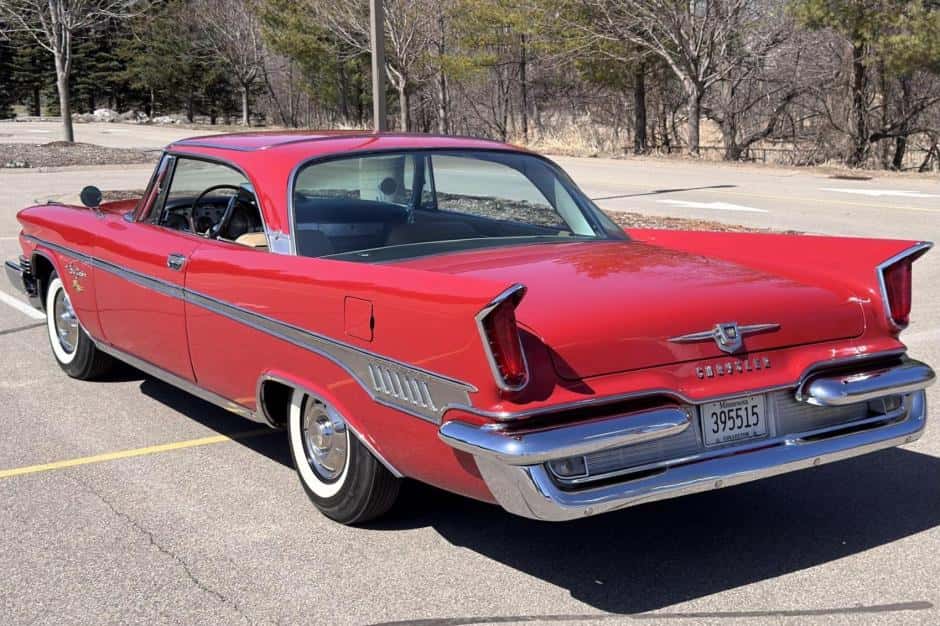 1959 Chrysler New Yorker sold for $32,000