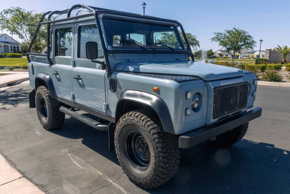 1999 Land Rover 110 / Defender 110 (Euro Spec) sold for $45,500