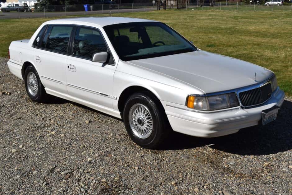 1994 Lincoln Continental (1988-1994) sold for $5,000