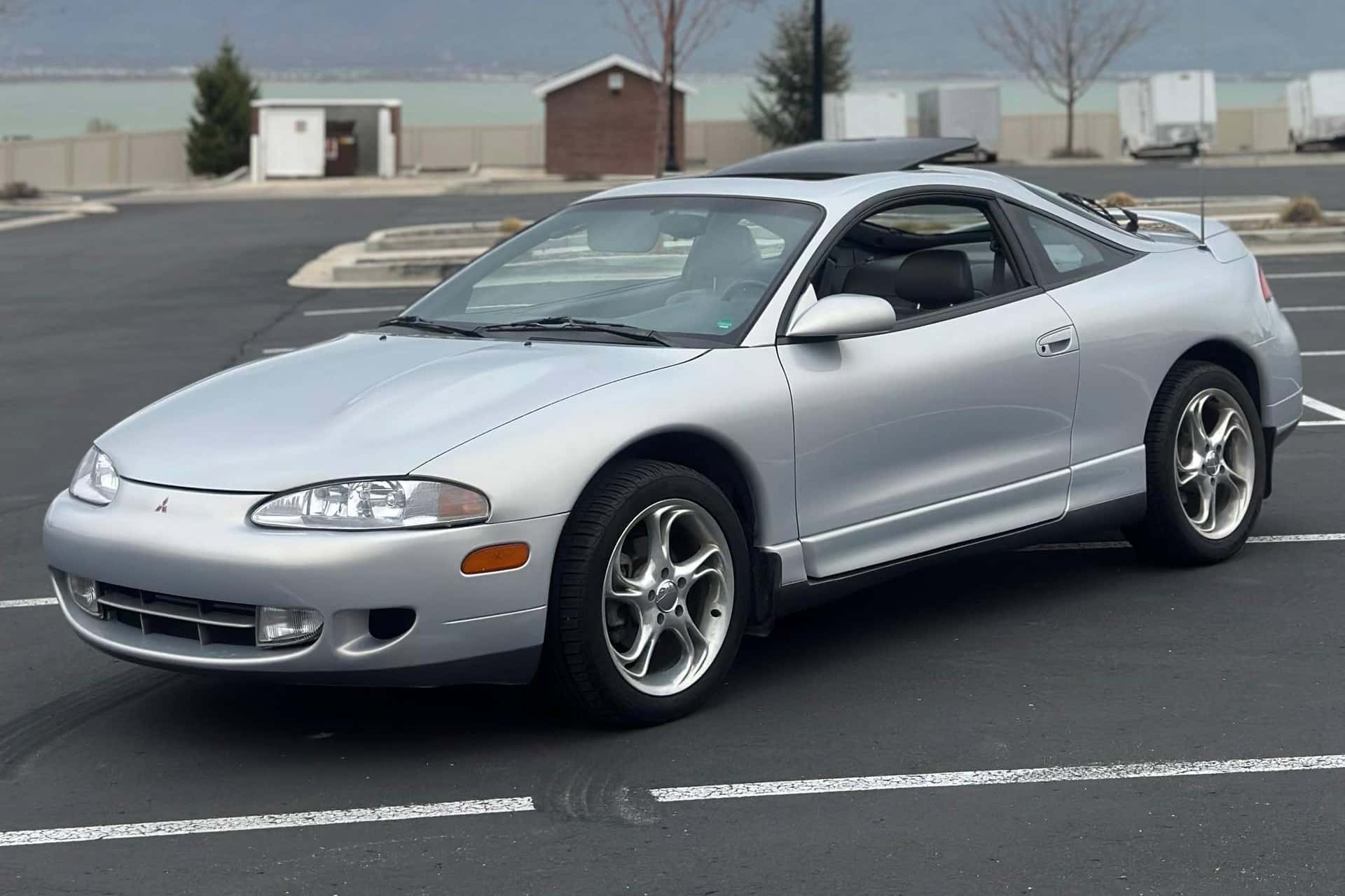 Mitsubishi Eclipse classic car