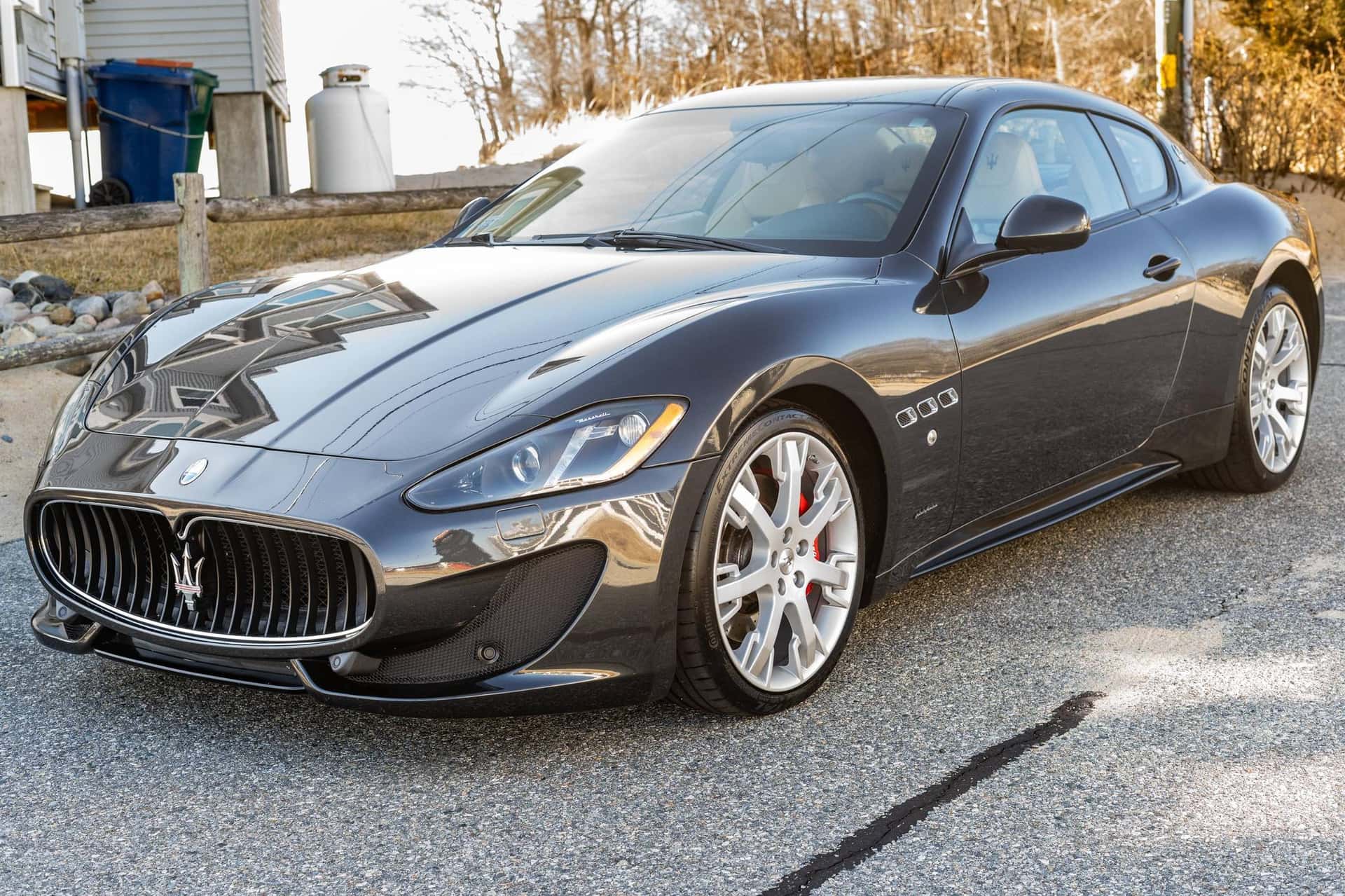 2013 Maserati GranSport sold for $30,250