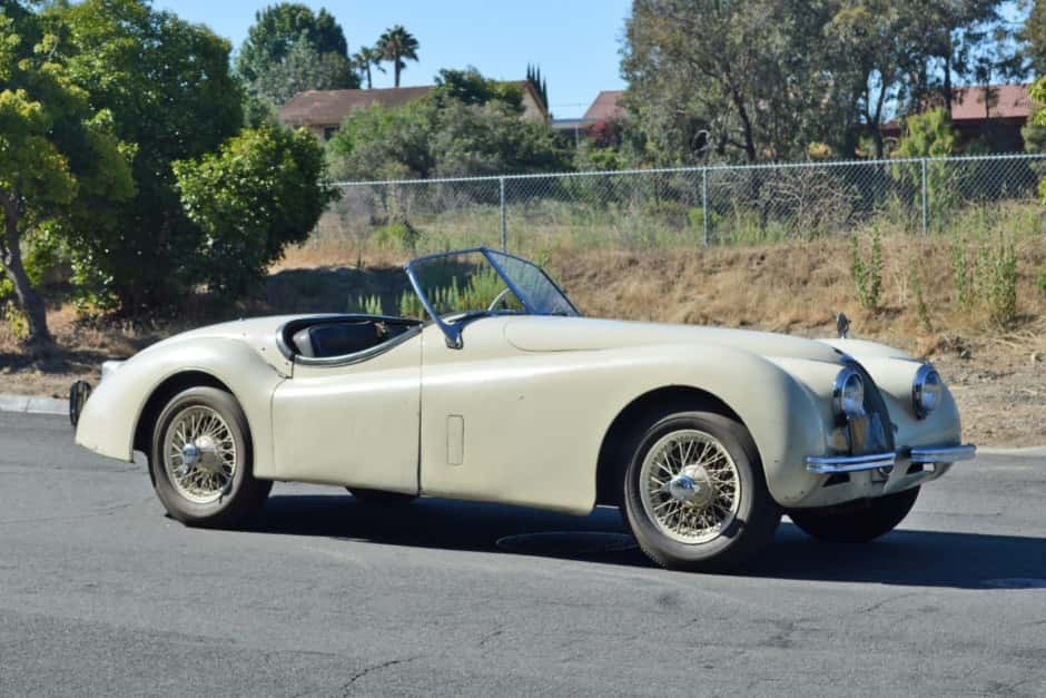 1953 Jaguar XK120 sold for $31,500