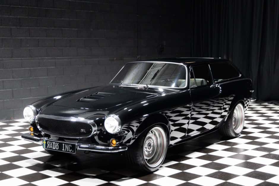 1973 Volvo 1800ES sold for $18,000