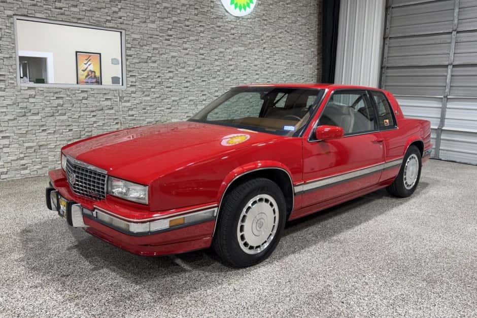 1990 Cadillac Eldorado (1986-1991) sold for $9,400