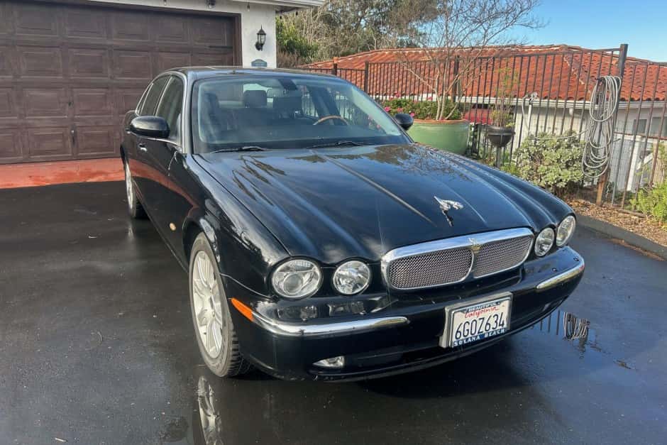 2006 Jaguar X350/X356/X358 XJ (2004-2009) sold for $9,000