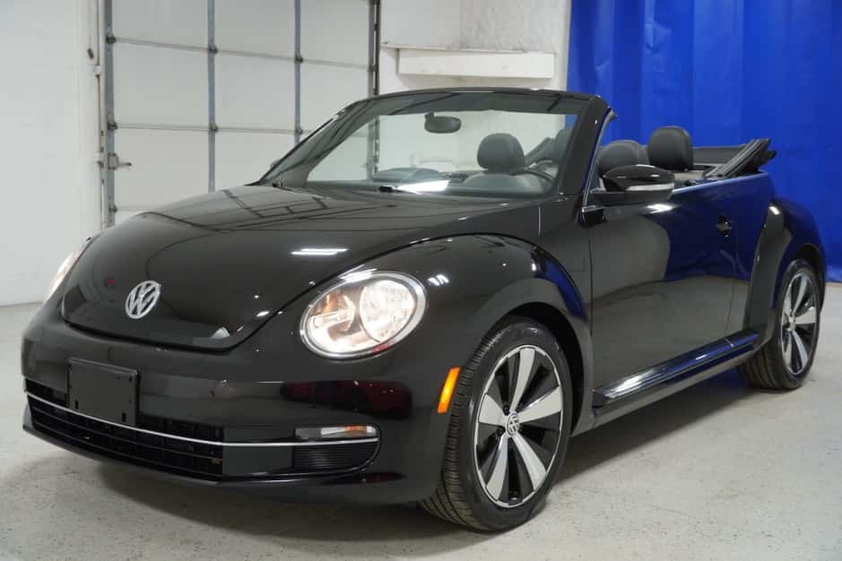 2013 Volkswagen A5 Beetle (2012-2019) sold for $14,500