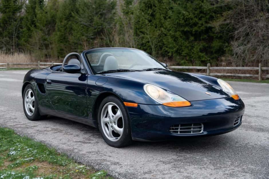 1999 Porsche 986 Boxster sold for $14,000