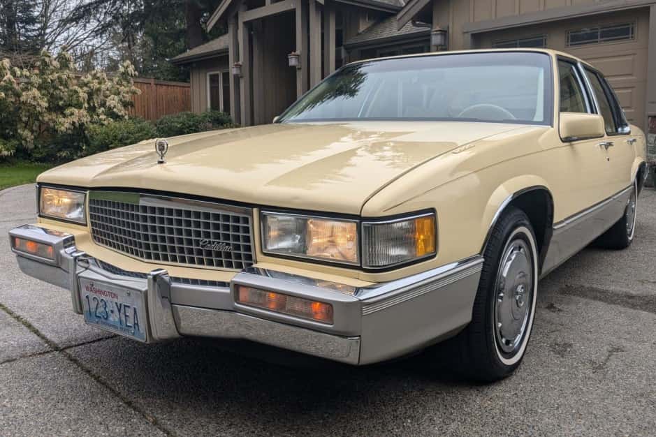 1989 Cadillac DeVille sold for $7,700