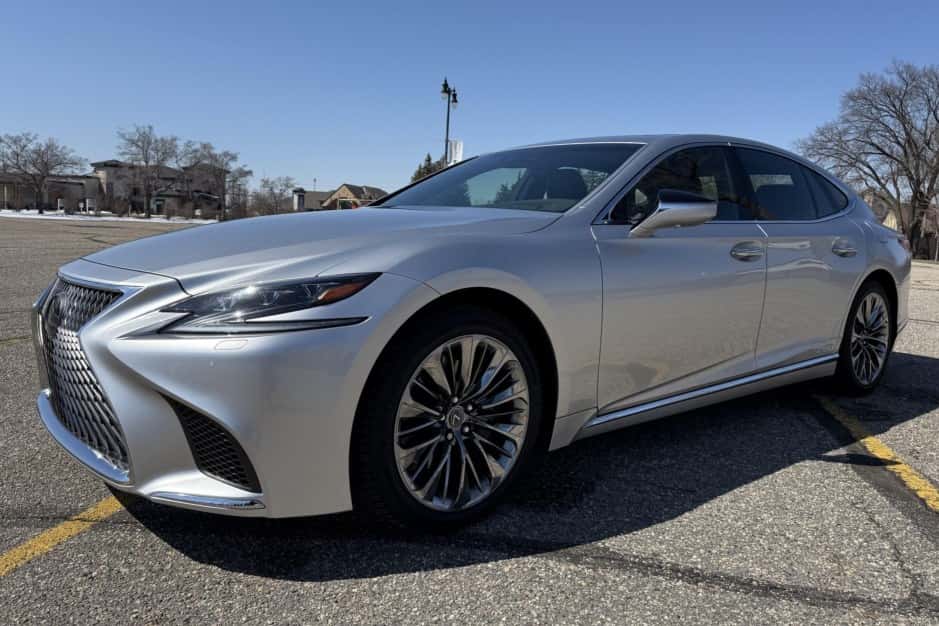 2018 Lexus LS Sedan sold for $40,150