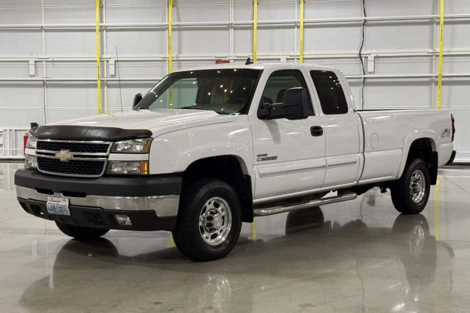 2007 Chevrolet Silverado GMT800 Heavy Duty (2000-2007) sold for $21,500