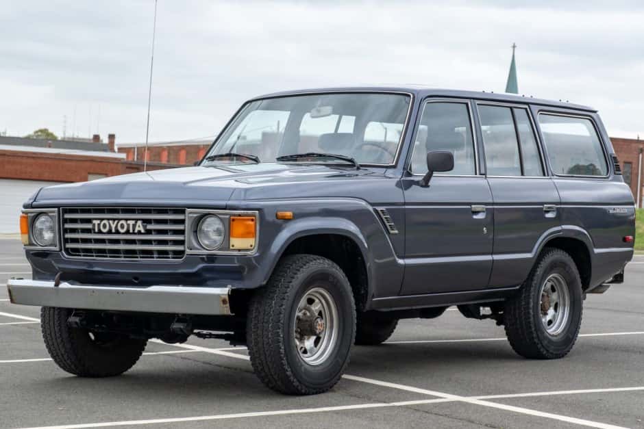 1985 Toyota Land Cruiser 60-Series sold for $17,750