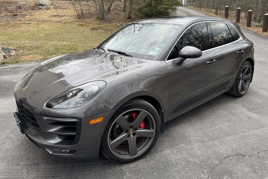 2018 Porsche Macan sold for $31,750