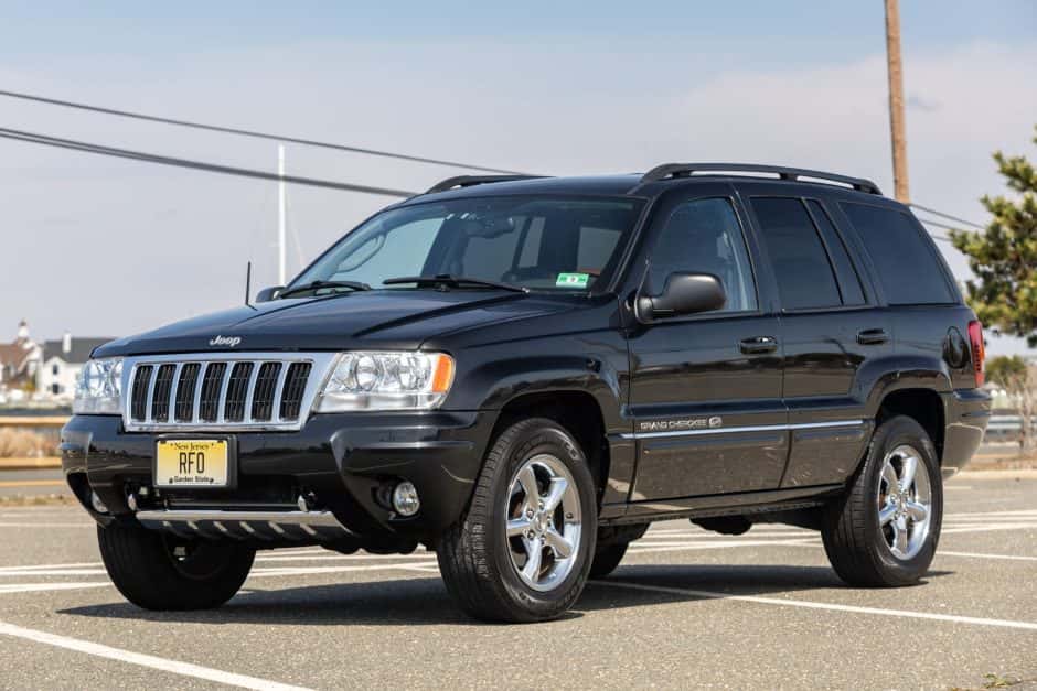 2004 Jeep WJ Grand Cherokee sold for $7,825