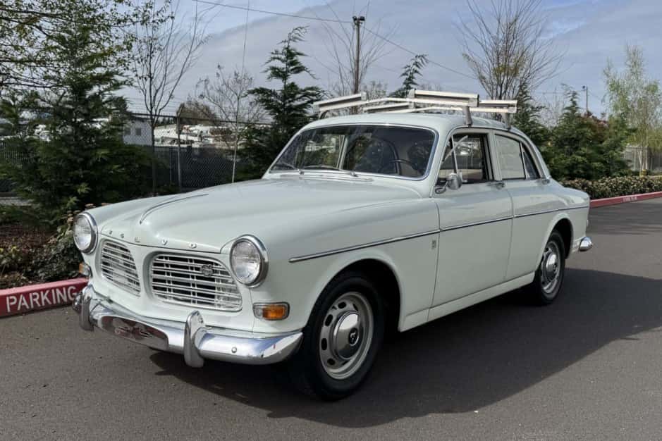 1967 Volvo Amazon sold for $15,250