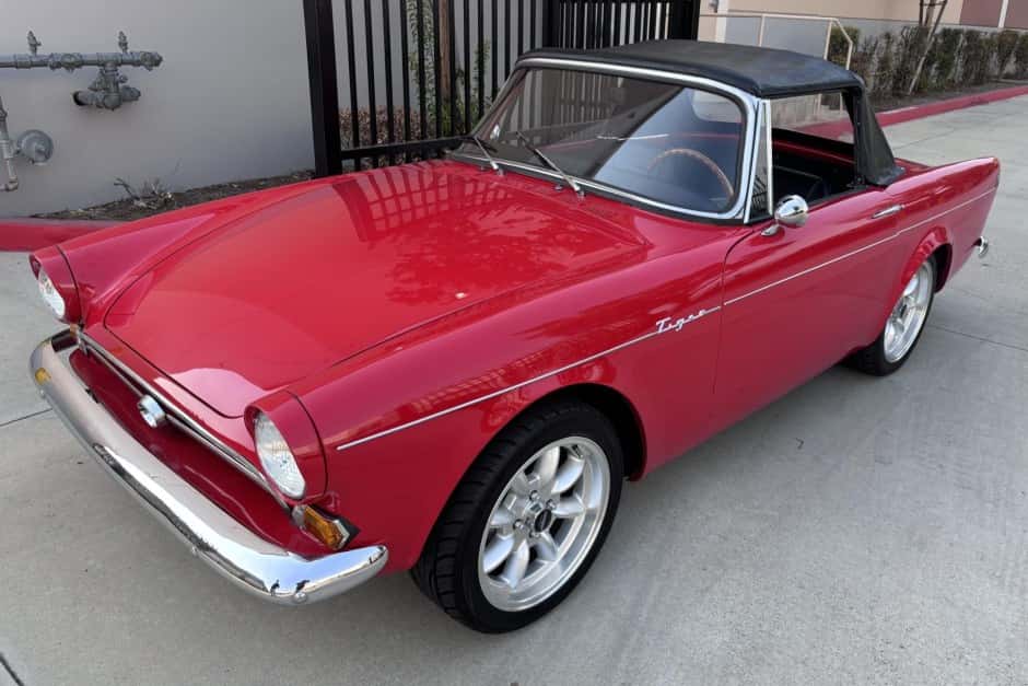 1965 Sunbeam Tiger sold for $39,000