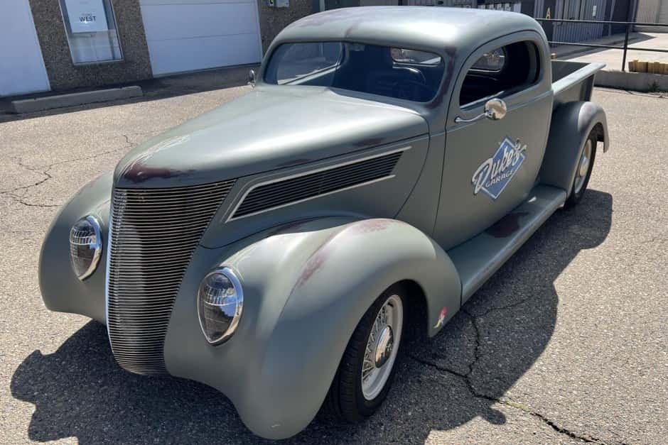 0 Ford Pickup 1937-1939 sold for $31,250