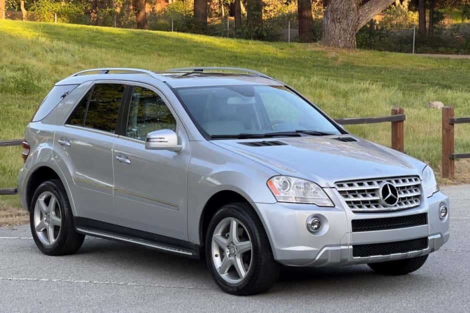 2011 Mercedes-Benz M-Class & GLE-Class sold for $17,000