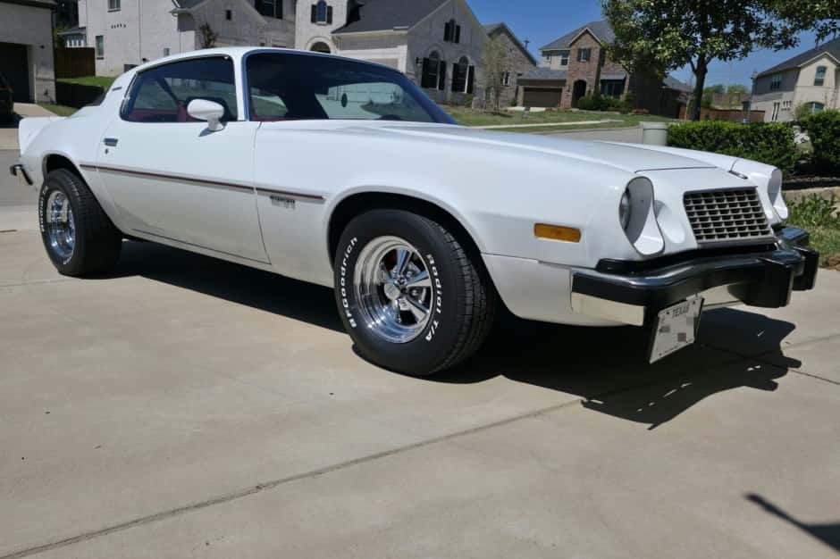 1977 Chevrolet Camaro 2nd Generation 1970-1981 sold for $15,250