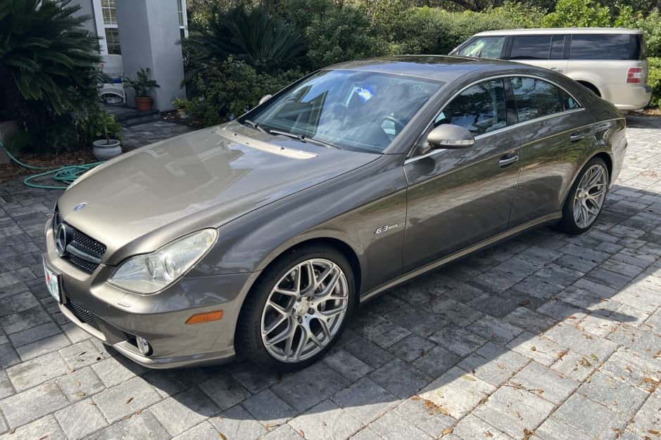 2007 Mercedes-Benz CLS-Class sold for $14,000
