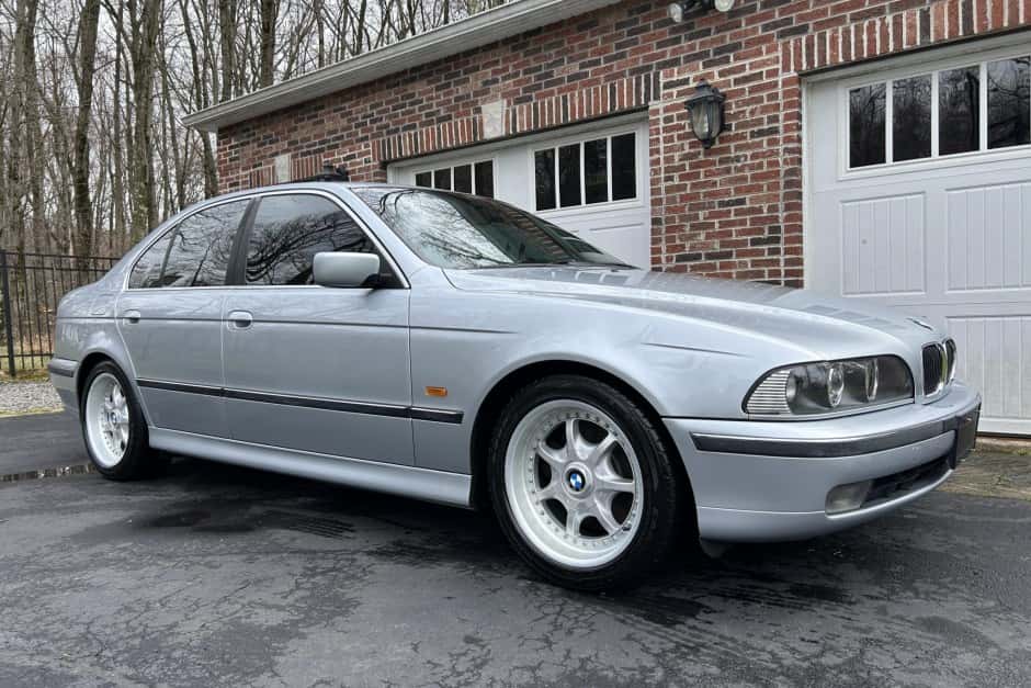 1997 BMW E39 5-Series sold for $10,800