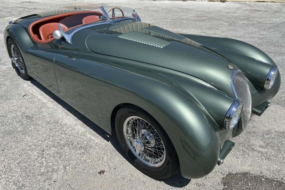 1953 Jaguar XK120 sold for $180,000
