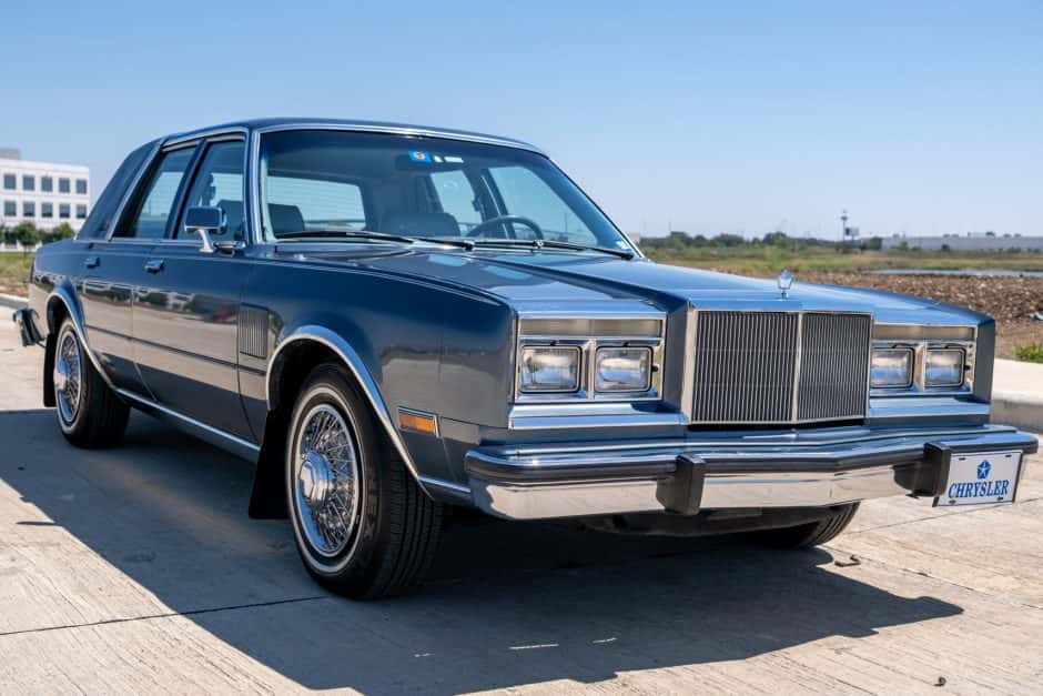 1985 Chrysler New Yorker sold for $7,500