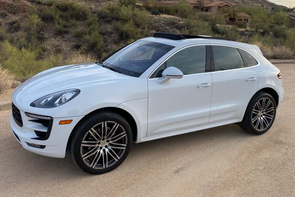 2016 Porsche Macan sold for $26,450