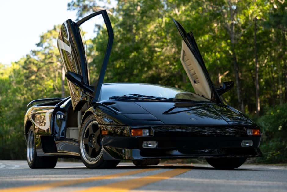 1998 Lamborghini Diablo sold for $332,000