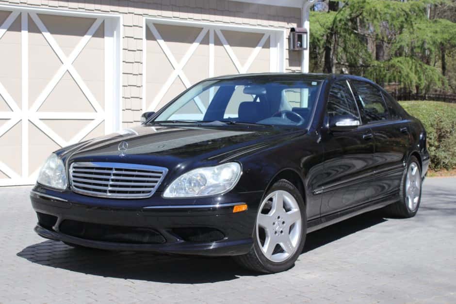 2003 Mercedes-Benz W220 S-Class sold for $10,000