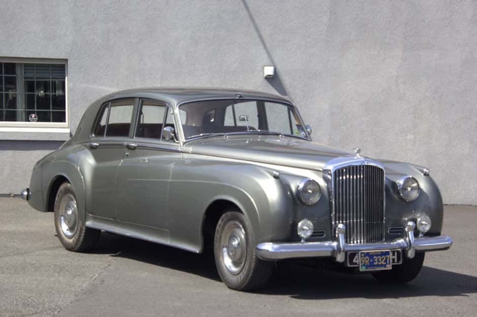 1957 Bentley S-Type sold for $18,250