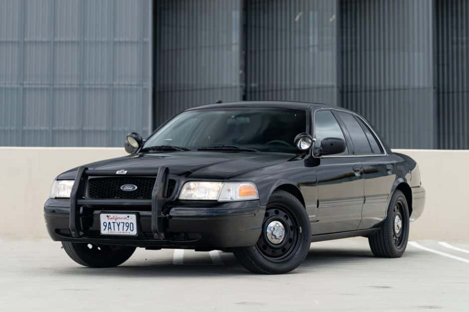 2009 Ford Crown Victoria sold for $10,000