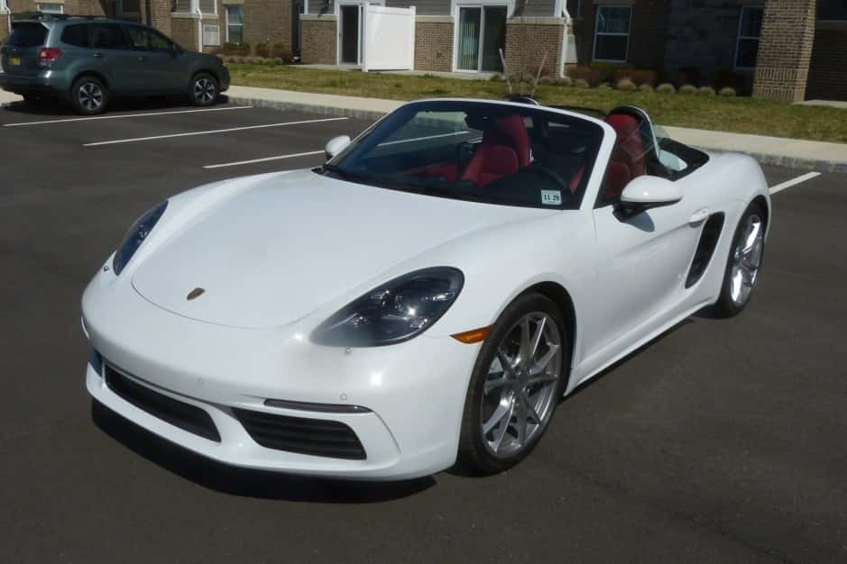 2025 Porsche 982 718 Boxster sold for $78,900
