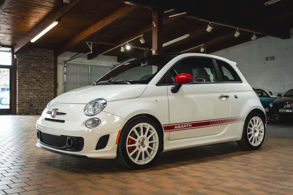 2013 Fiat 500 (2012-2019) sold for $15,250