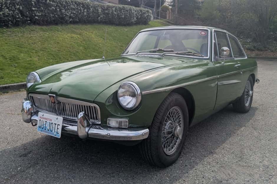 1967 MG MGB sold for $7,500