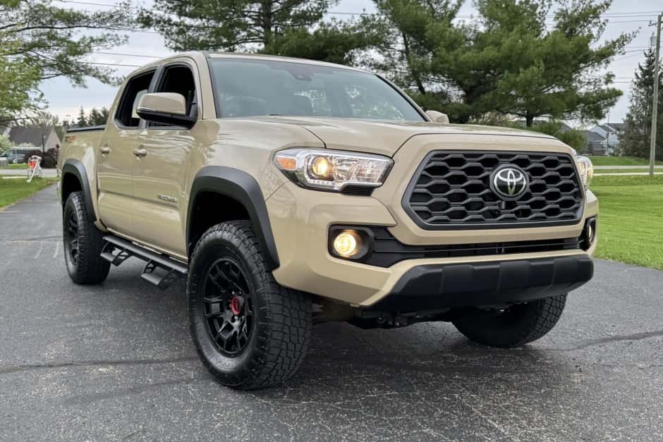 2020 Toyota Tacoma (N300 2016-2023) sold for $30,250