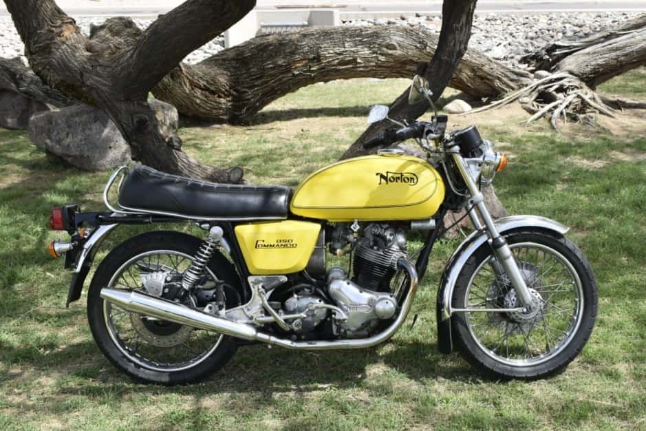 1975 Norton Commando sold for $7,600