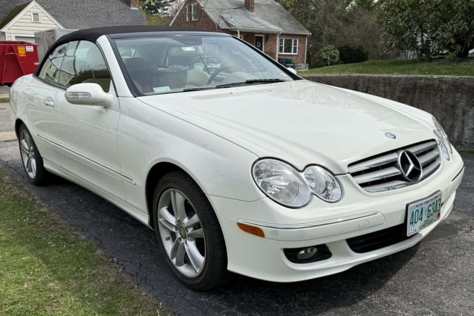 2008 Mercedes-Benz CLK-Class sold for $9,100