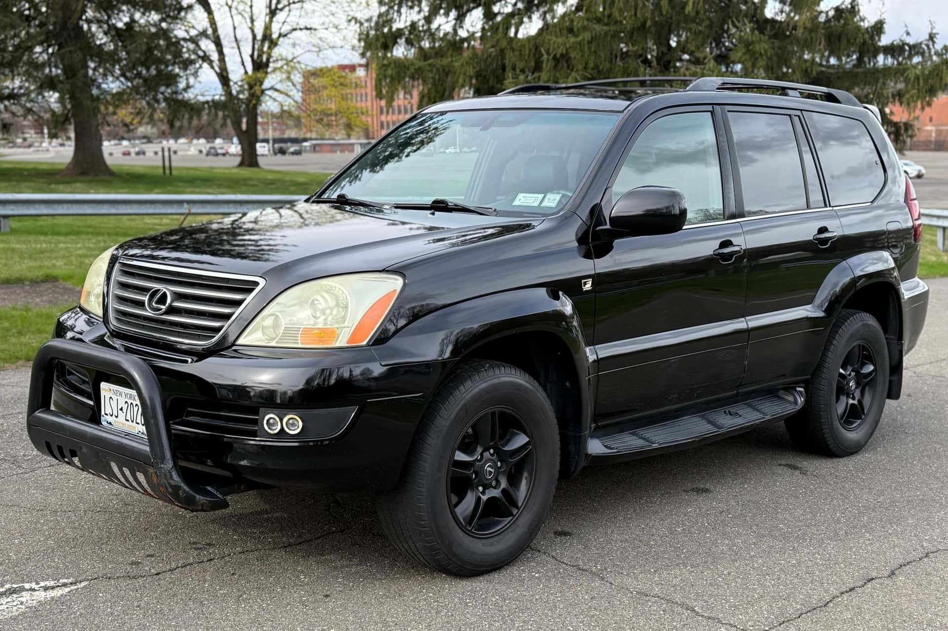 2006 Lexus GX sold for $6,100
