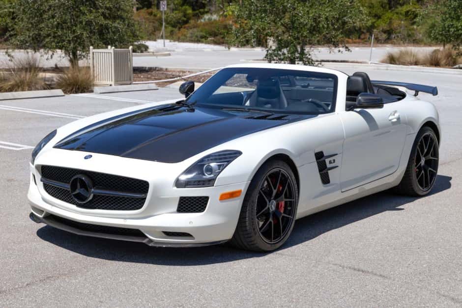 2015 Mercedes-Benz SLS AMG sold for $200,000