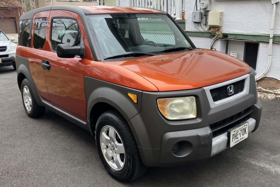 2003 Honda Element sold for $10,200
