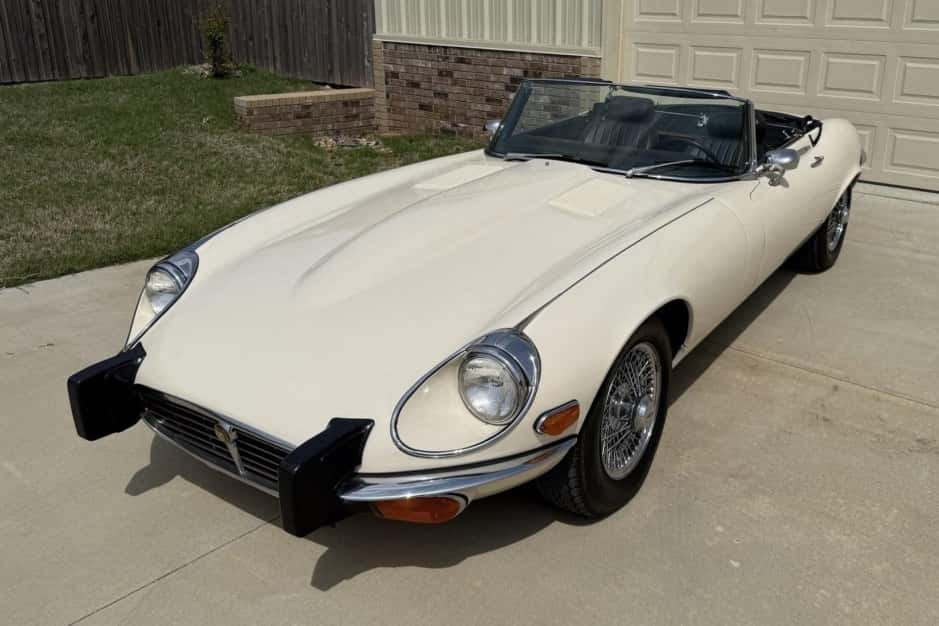 1974 Jaguar XKE Series III sold for $70,000